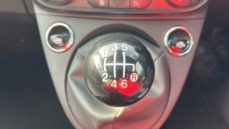 Fiat 500 1.0 Mild Hybrid Dolcevita Plus 3dr Petrol Hatchback